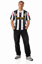 Juventus Retro Jersey 04/05 — worn, front