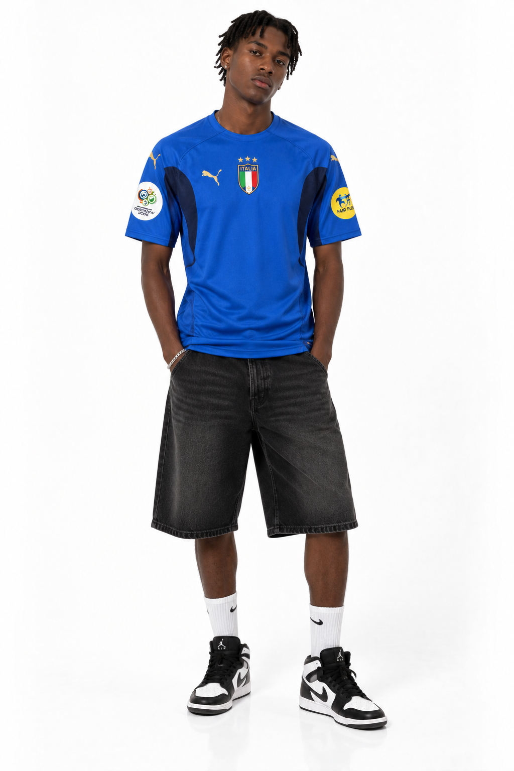 Italy Retro Jersey 2006 — worn, front