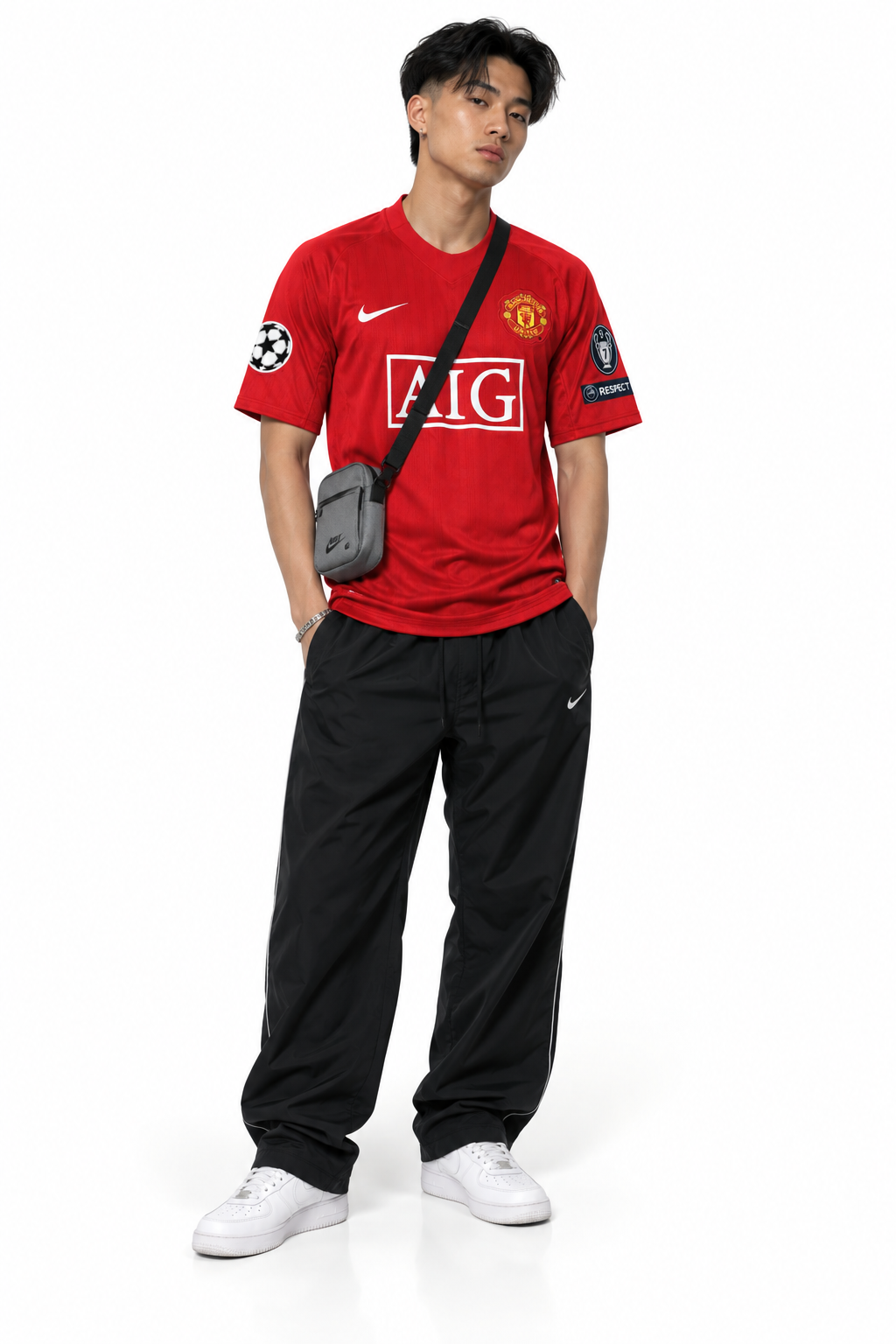 Manchester United Retro Jersey 07/08 — worn, front