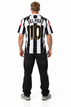 Juventus Retro Jersey 04/05 — detail