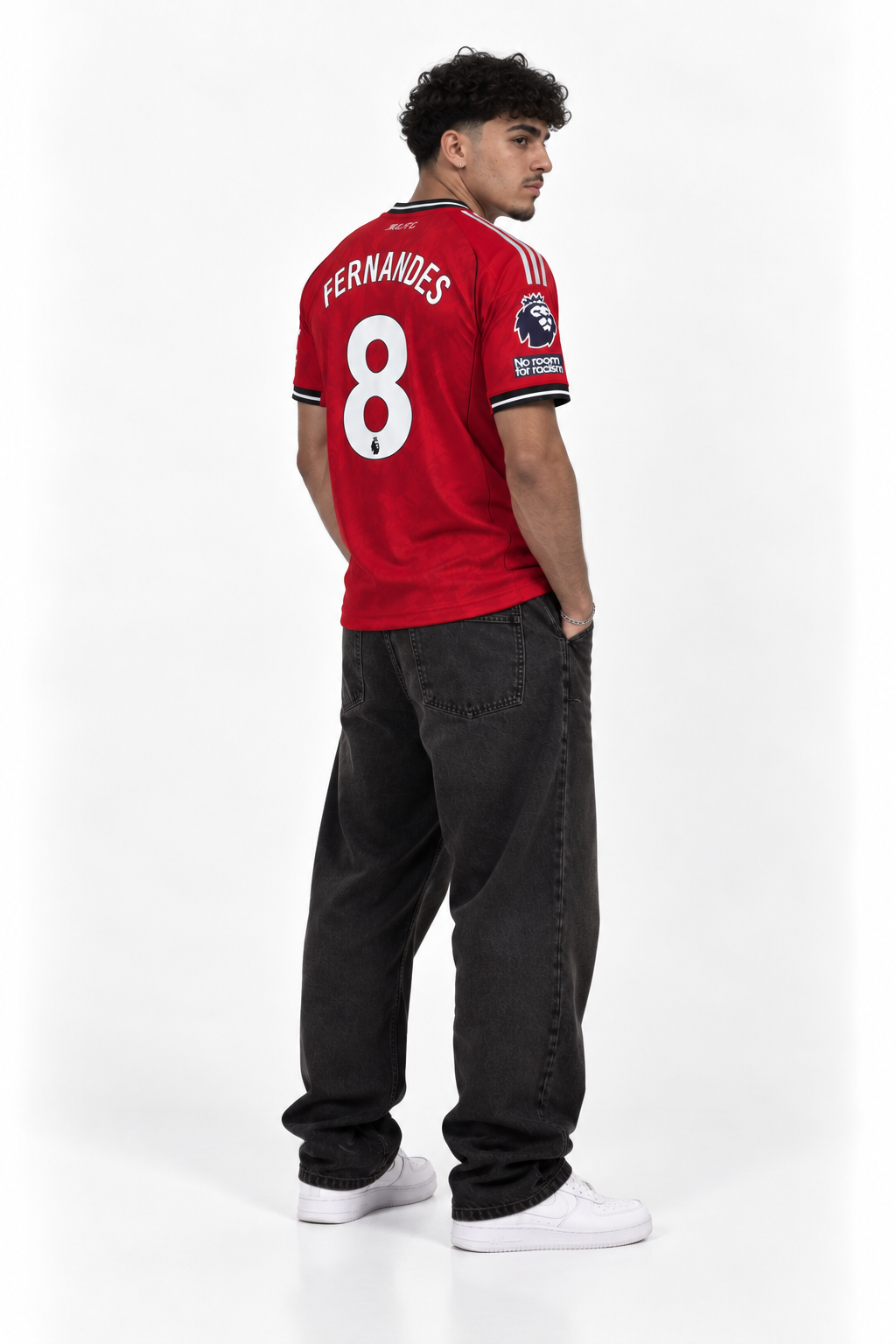 Manchester United Home Jersey 25/26 — detail